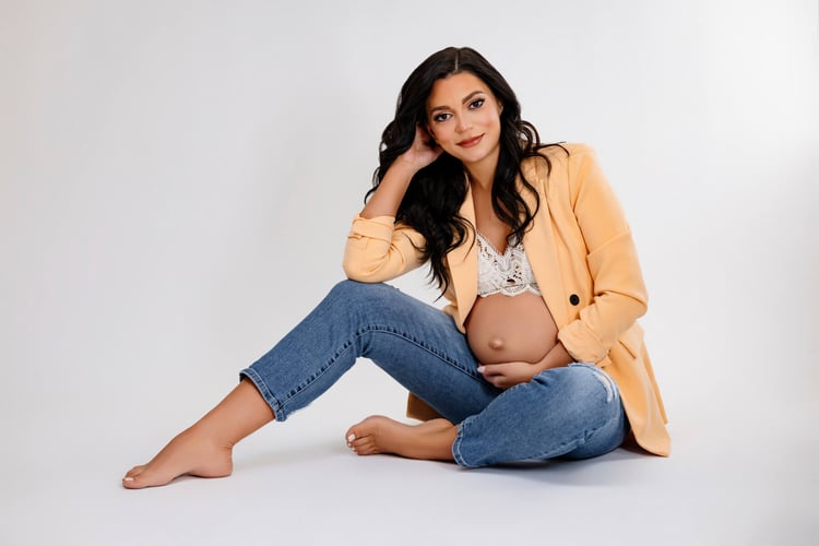 maternity studio portraits-40