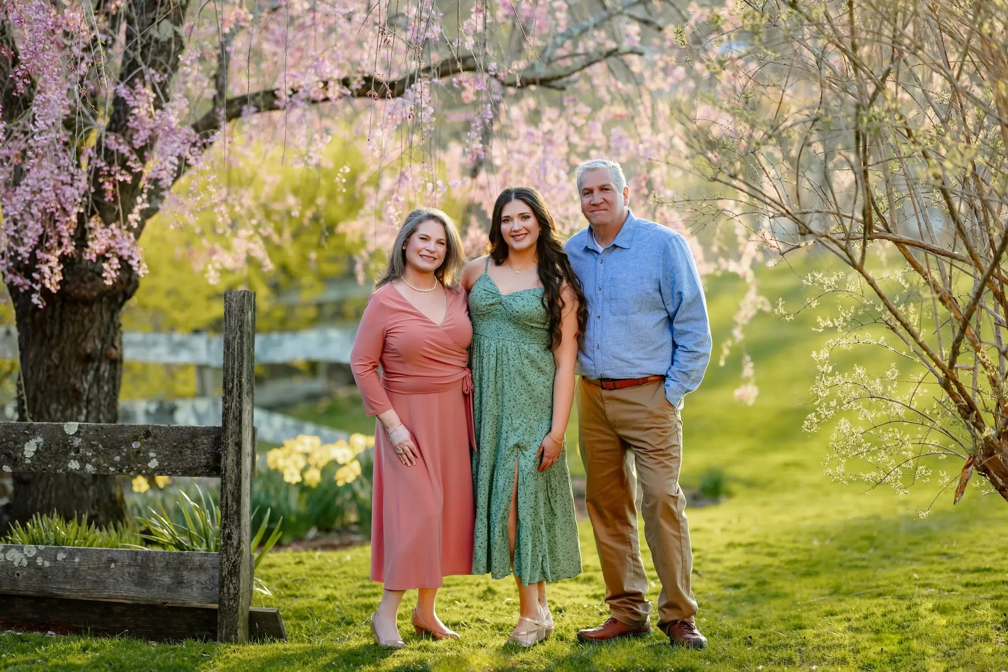 summer-family-portrait-blooming-tree